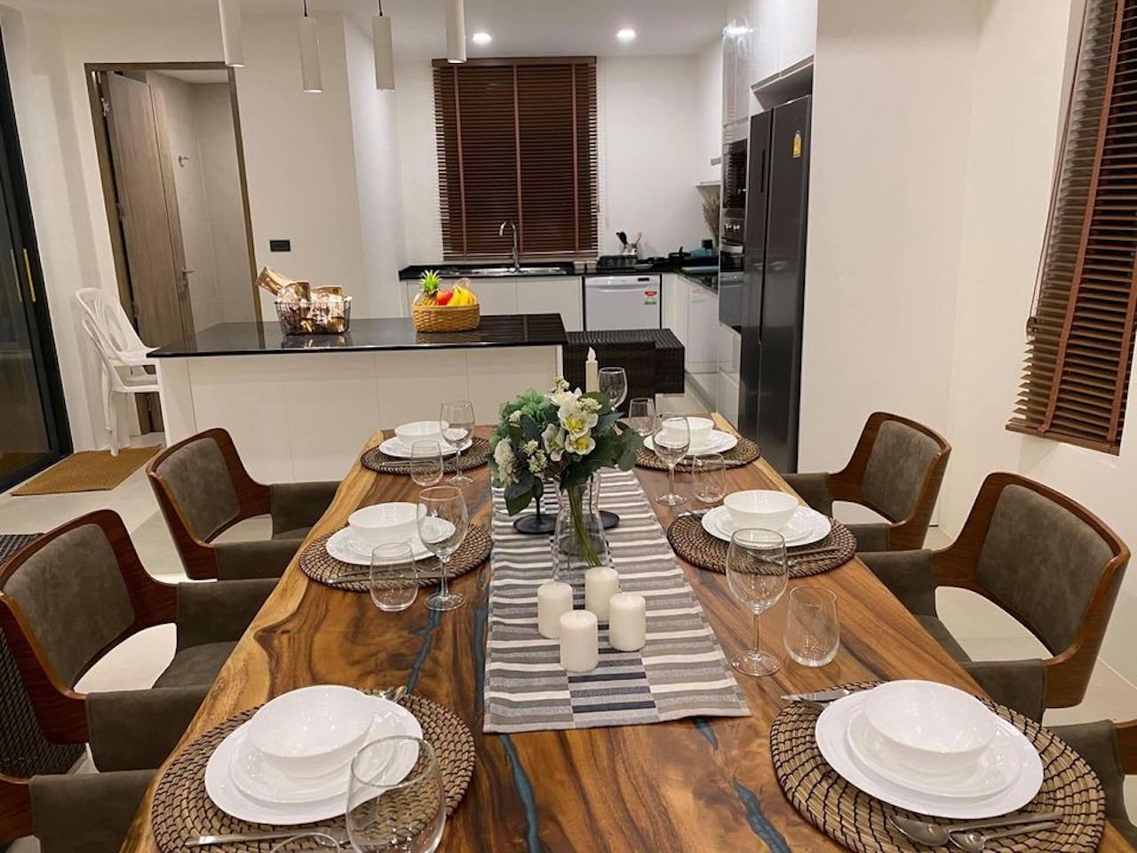 Sea View Bophut Property Dining