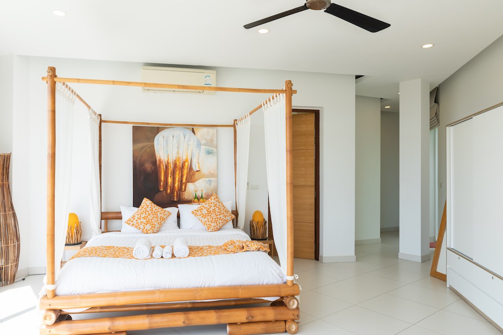 Sea View Chaweng Villa Bedroom