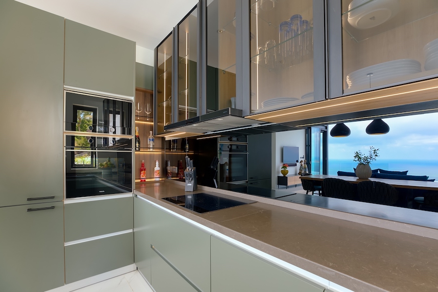 Western Kitchen