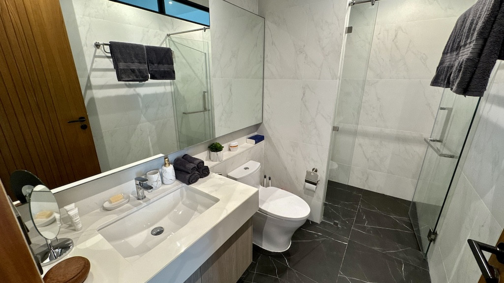 Sea View Plai Laem Villa Bathroom