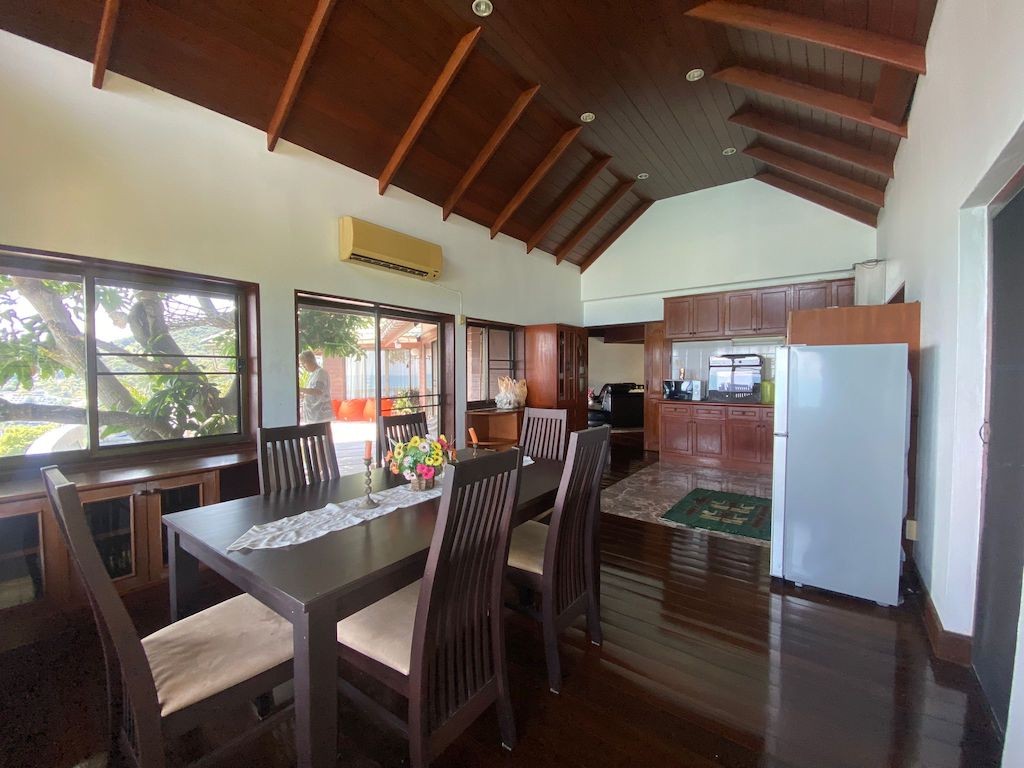 Sea View Villa For Sale In Koh Samui Dining