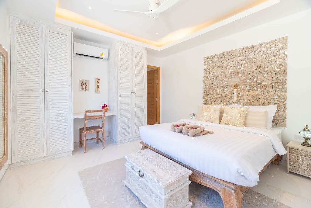 Sea View Villa In Chaweng Noi Bedroom