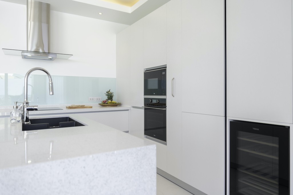 Sea View Villa In Chaweng Noi Kitchen