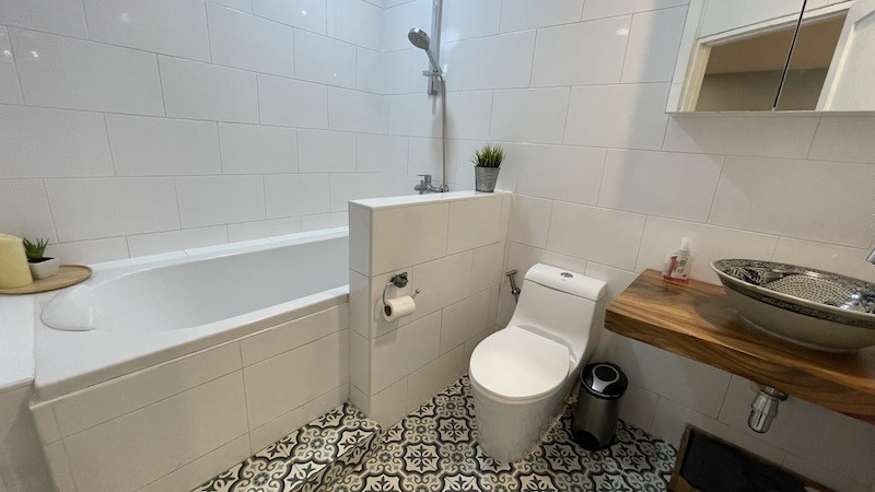 Bathroom 4