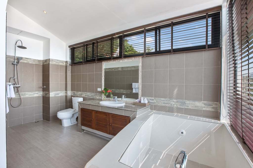 Sunny Banks Villa Ko Samui Bathroom