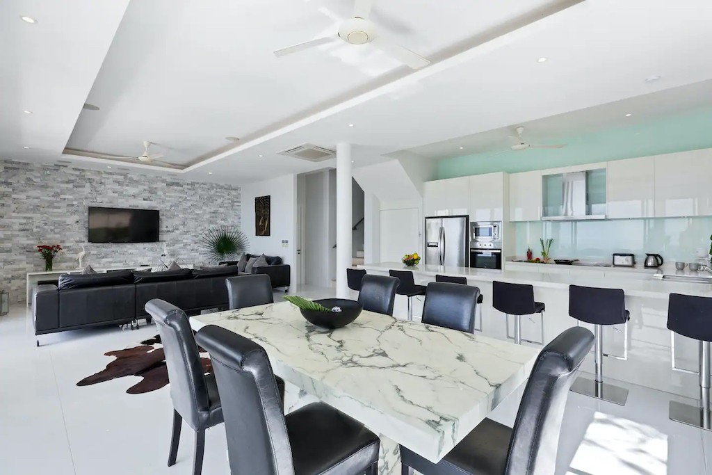 Sunset View Property For Sale In Koh Samui Dining