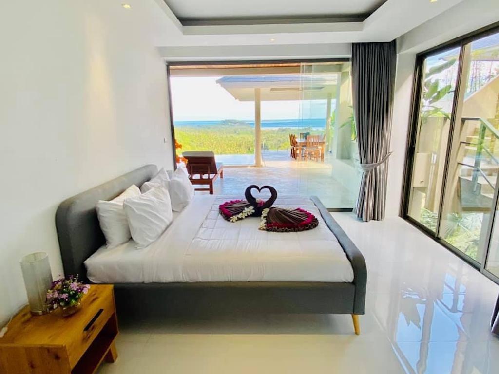 Taling ngam Sea View Villa Bedroom 1