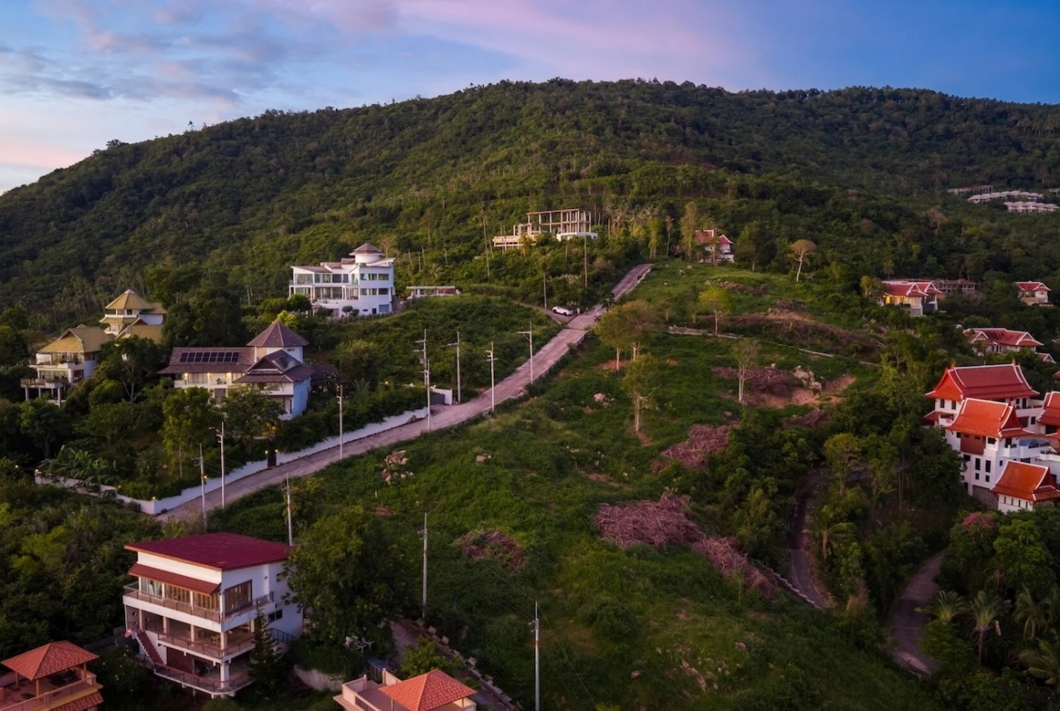 Tesoro Valley Hillside