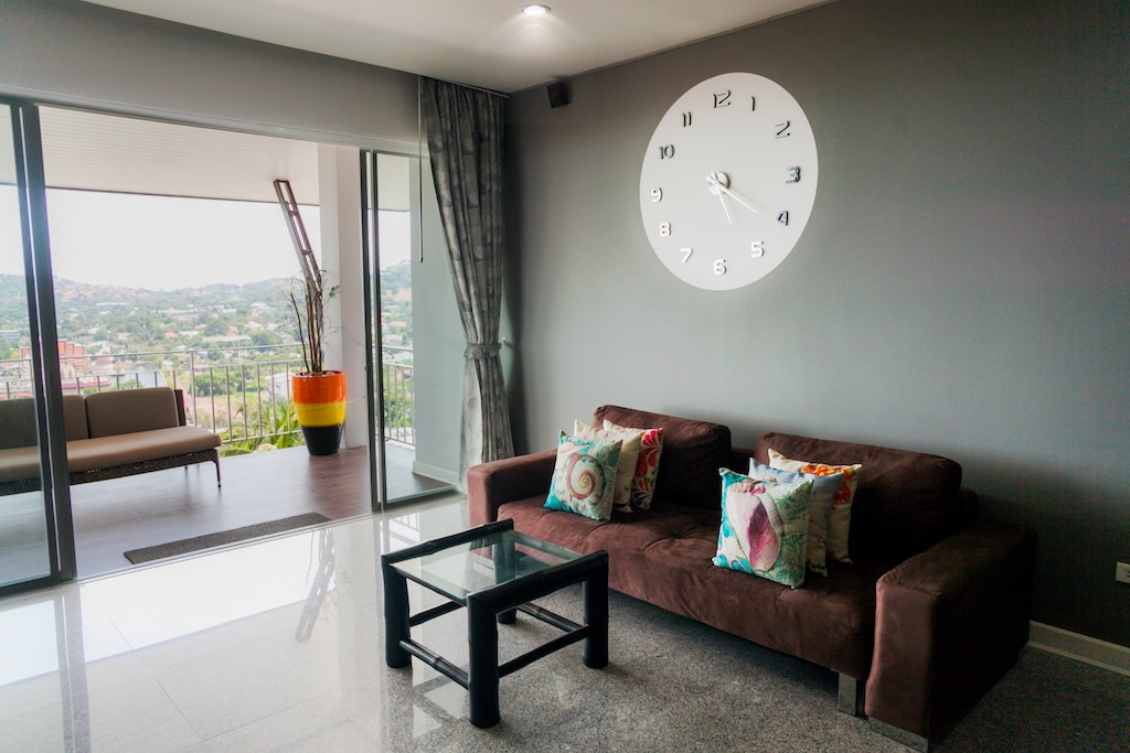 The Bay Condo Freehold apartment Lounge