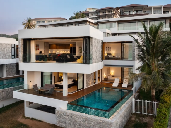 The Bay Villa Exterior