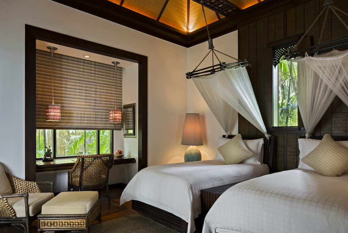 The Estates Four Seasons Bedroom