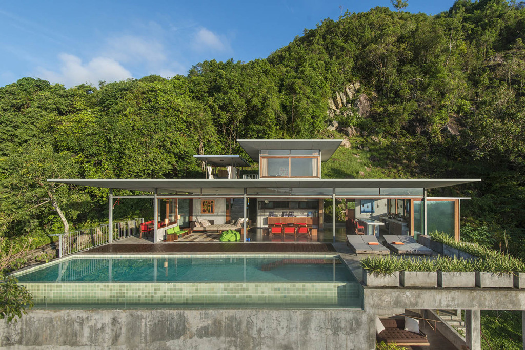 The Naked House