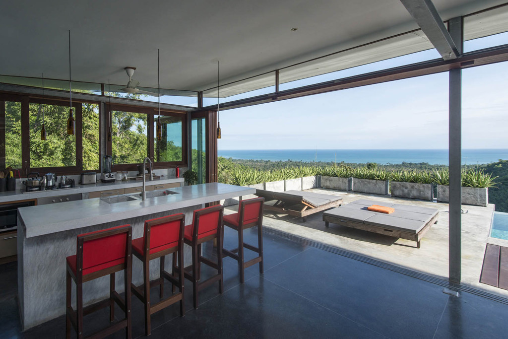 Breakfast Bar View