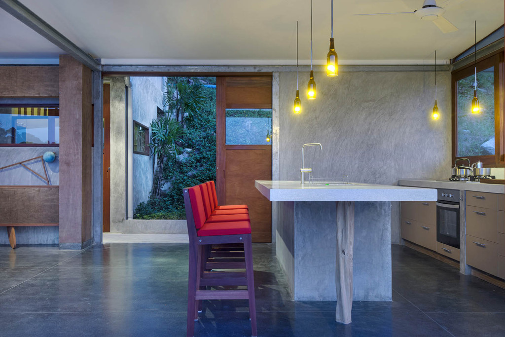 Breakfast bar