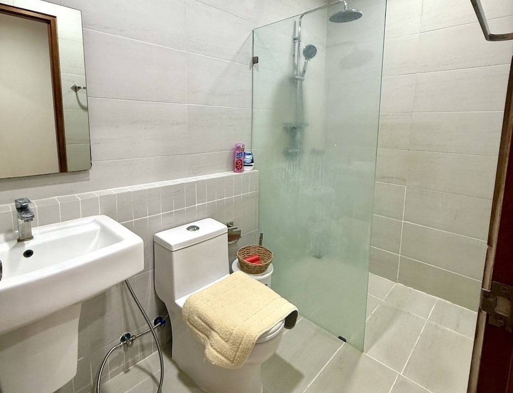 The Seasons Townhouse Koh Samui Bathroom
