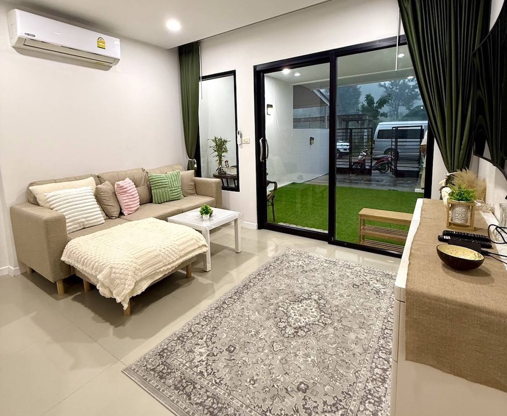The Seasons Townhouse Koh Samui The Seasons Townhouse Koh Samui Living Area
