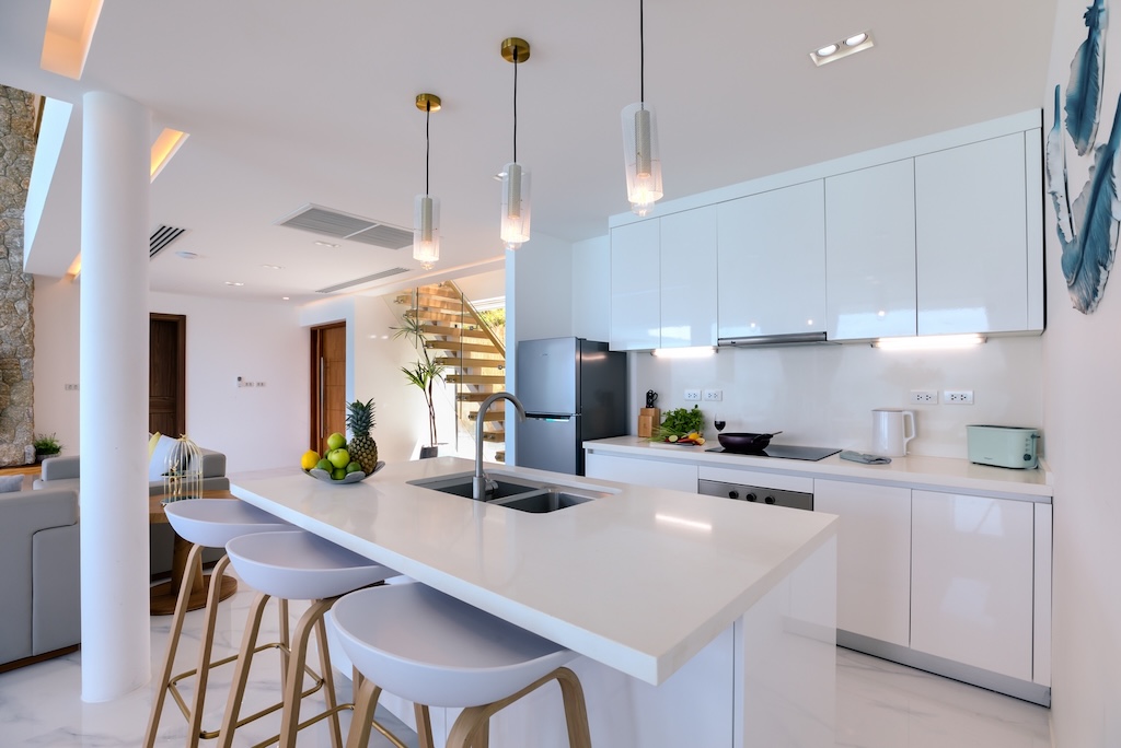 The Wave 2 Residence Villa Breakfast Bar