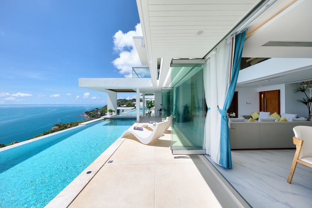 The Wave 2 Residence Villa Pool