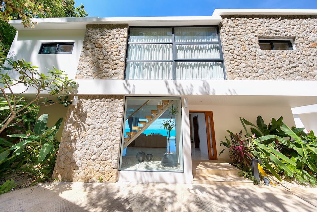 The Wave 2 Residence Villa Entrance