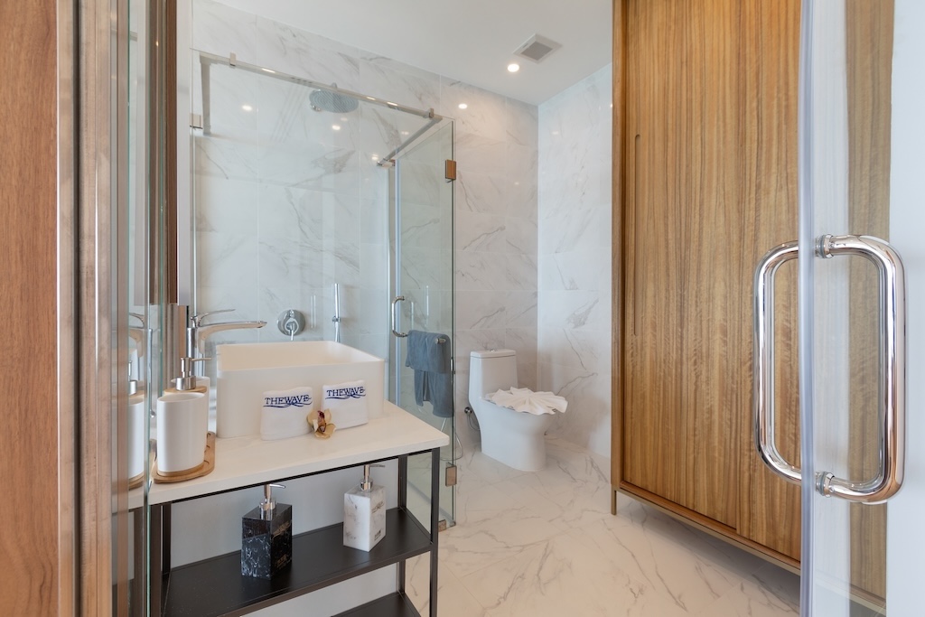 The Wave II Three Bedroom Villa For Sale Bathroom