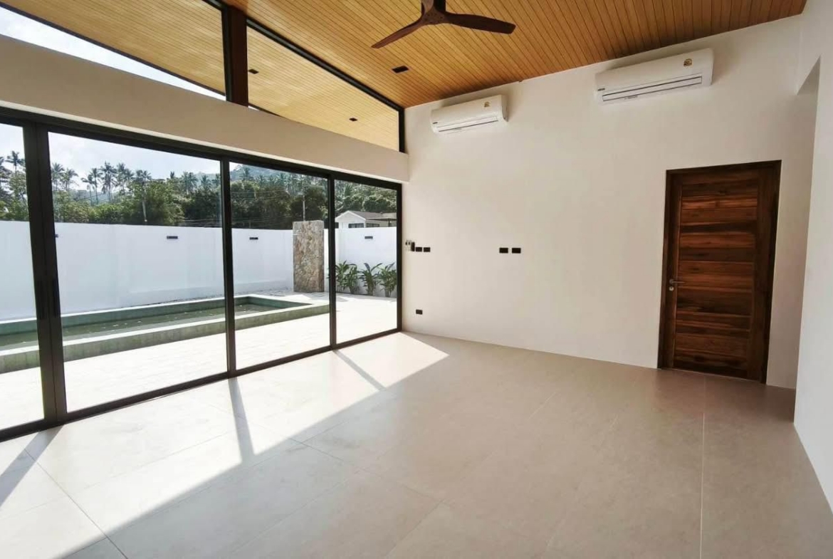 Two bedroom pool villas in Maenam interior