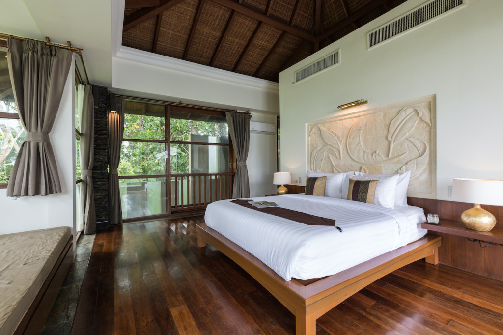 Unique Beachfront Property Ko Samui Bedroom 1