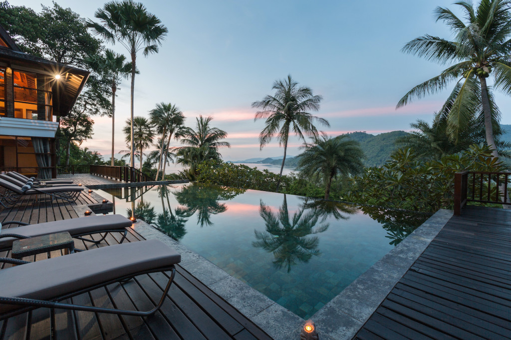 Unique Beachfront Property Ko Samui Infinity Pool