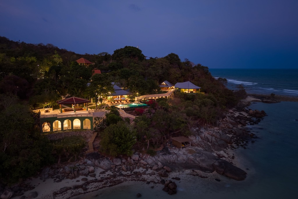 Unique Koh Samui Beachfront Property Night