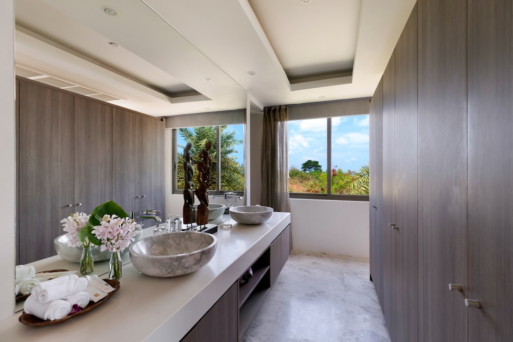 Villa Napa BATHROOM