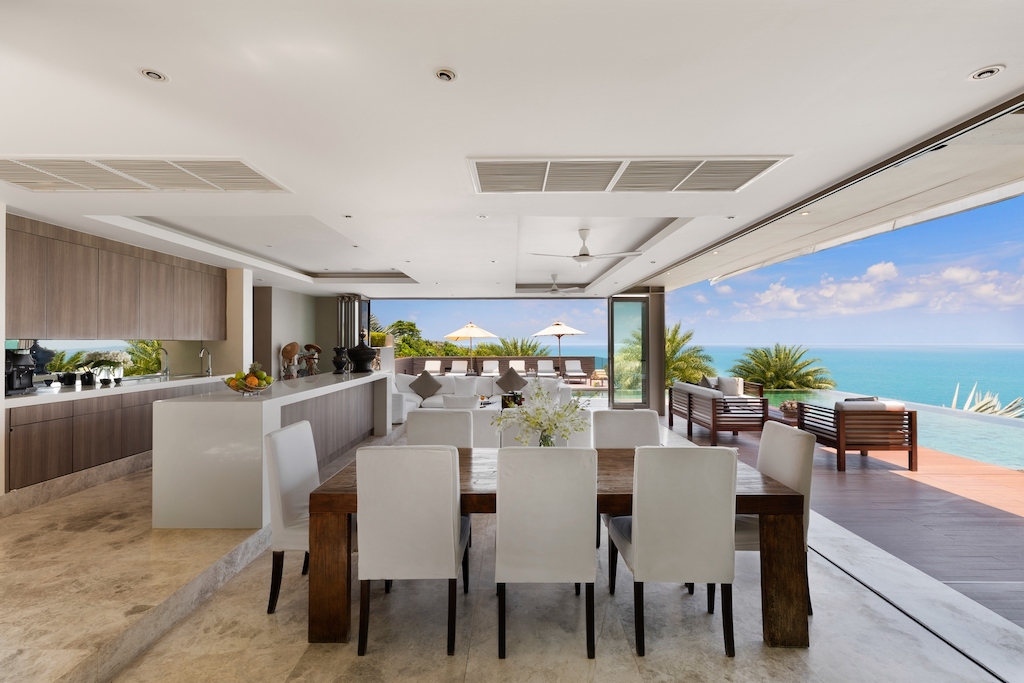 Villa Napa DINING