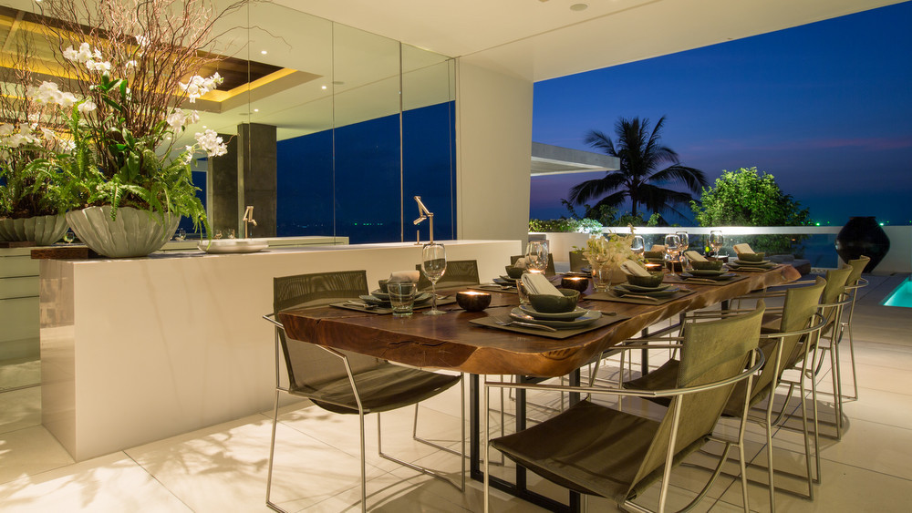 Villa Celadon Dining