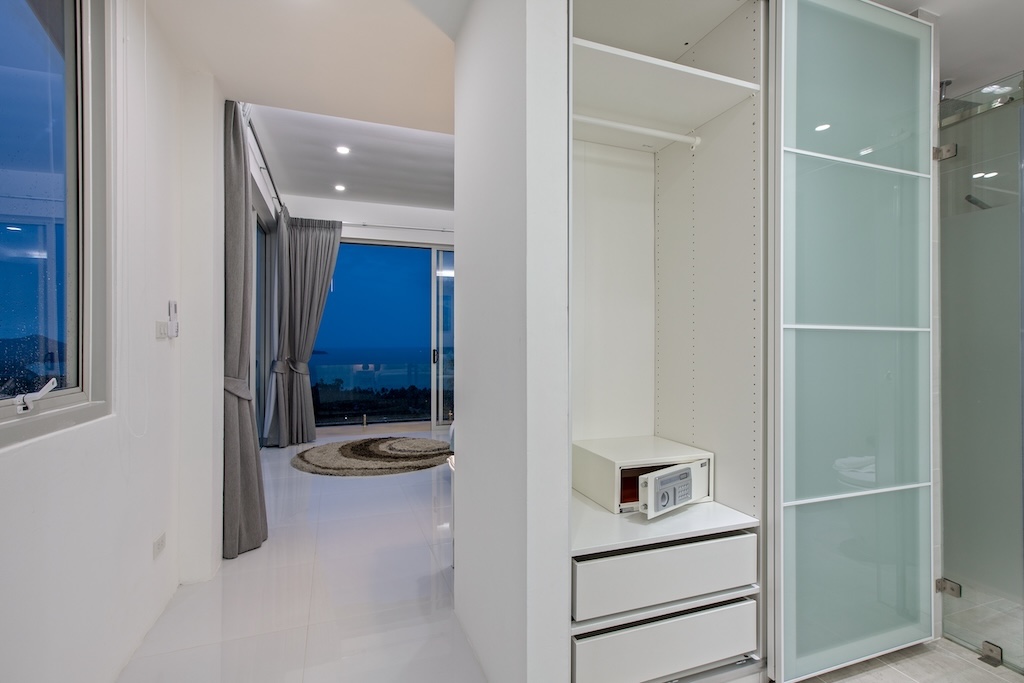 Villa For Sale At The Wave Koh Samui Wardrobe