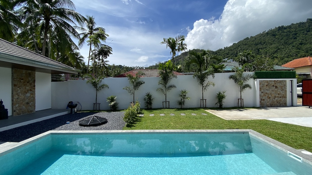 Villa For Sale In Koh Samui Pool
