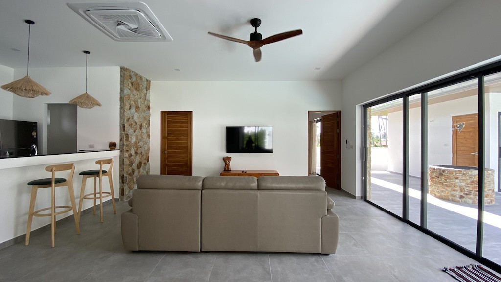 Villa For Sale In Koh Samui Lounge