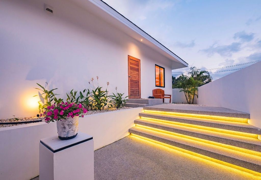 Villa For Sale In Lamai Koh Samui Entrance