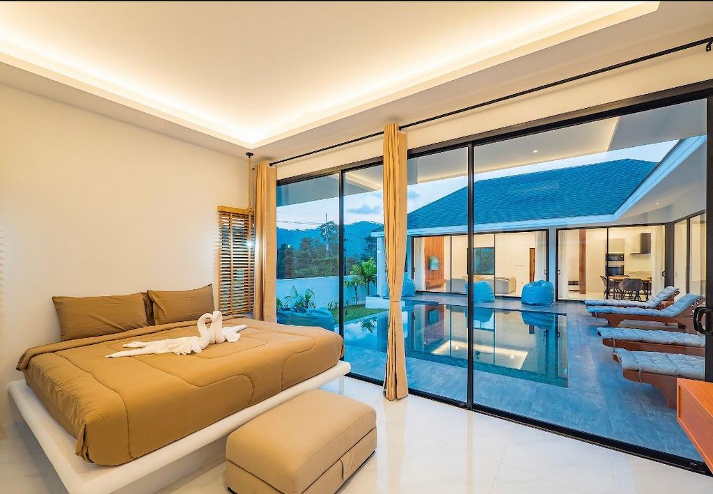 Villa For Sale In Lamai Koh Samui Bedroom
