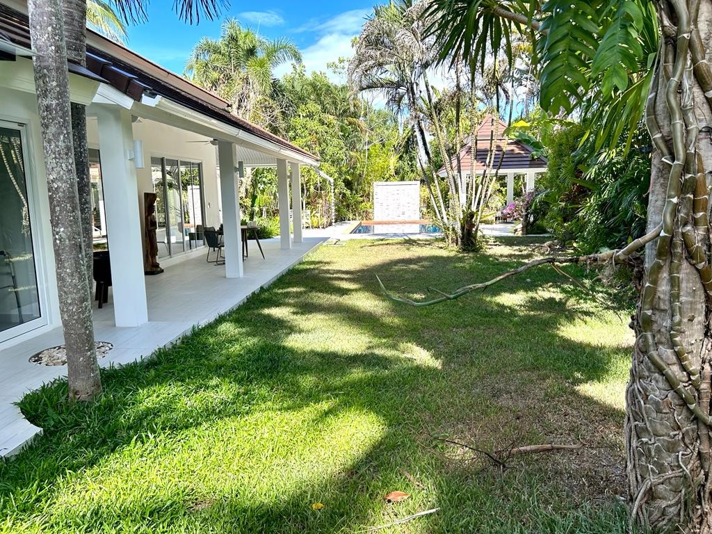 Villa Harmonie Ko Samui Lawn