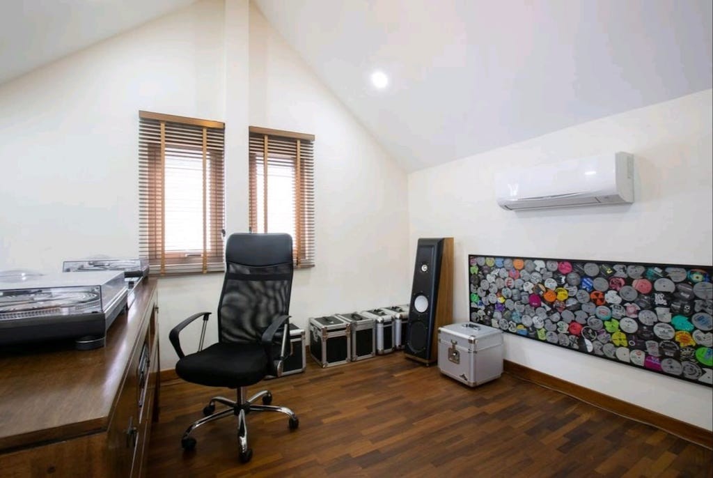 Samui Villa Office Space