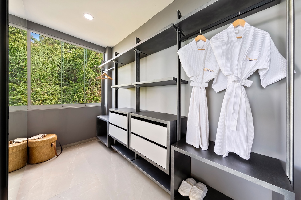 Villa Moonstar Koh Samui Open Wardrobe