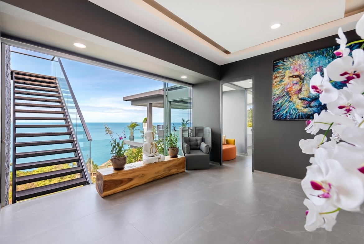 Villa Moonstar Koh Samui Rooftop Stairs