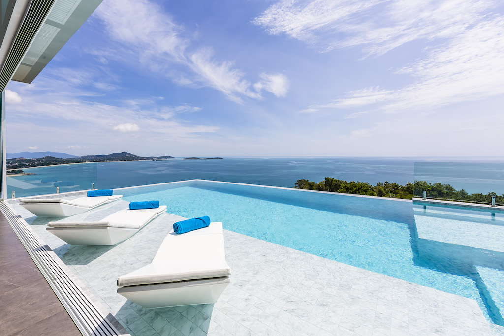 Villa Sasipimon Ko Samui Pool Lounger