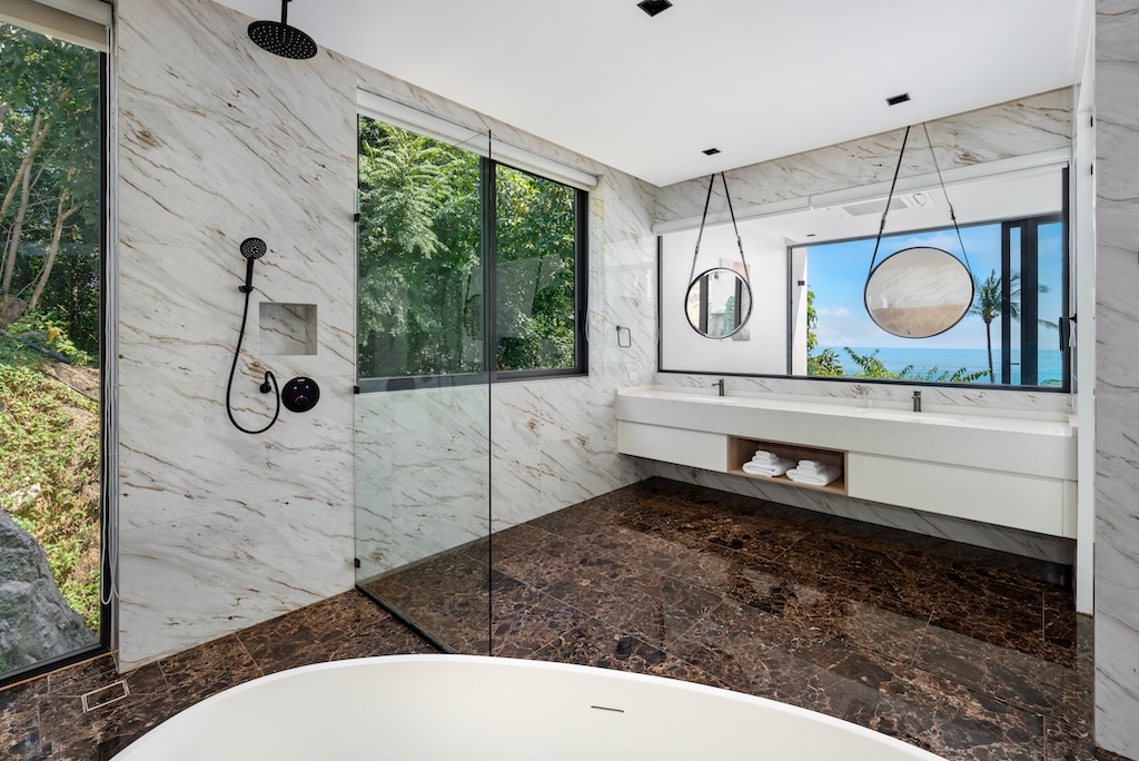 Villa Sea Stone Bathroom