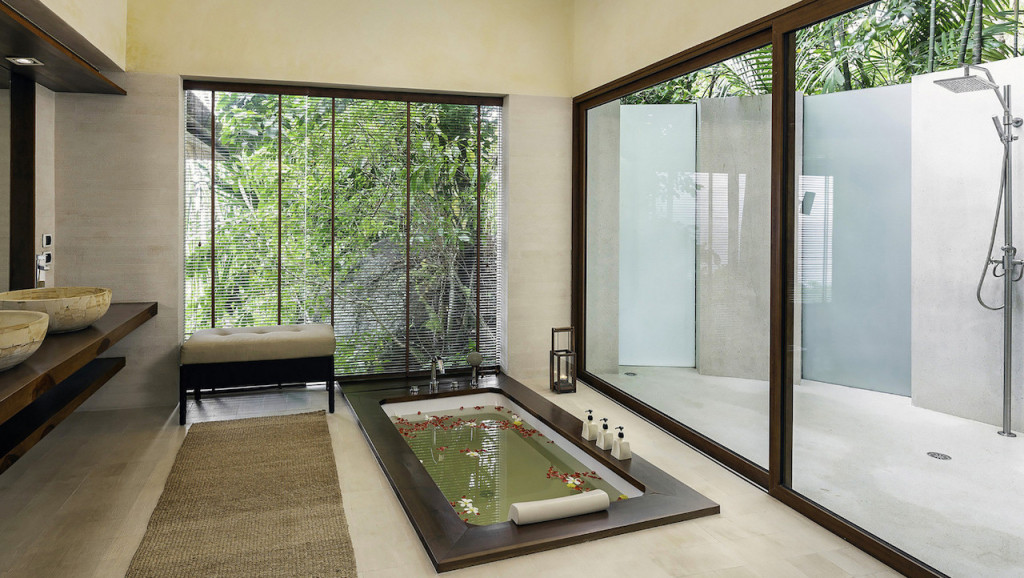 Bathtub