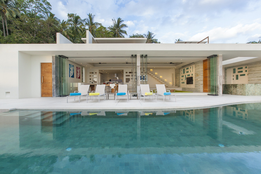 Poolside Sun Beds