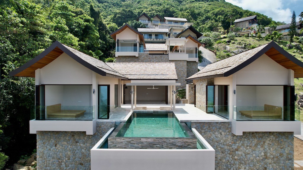 Villa Front