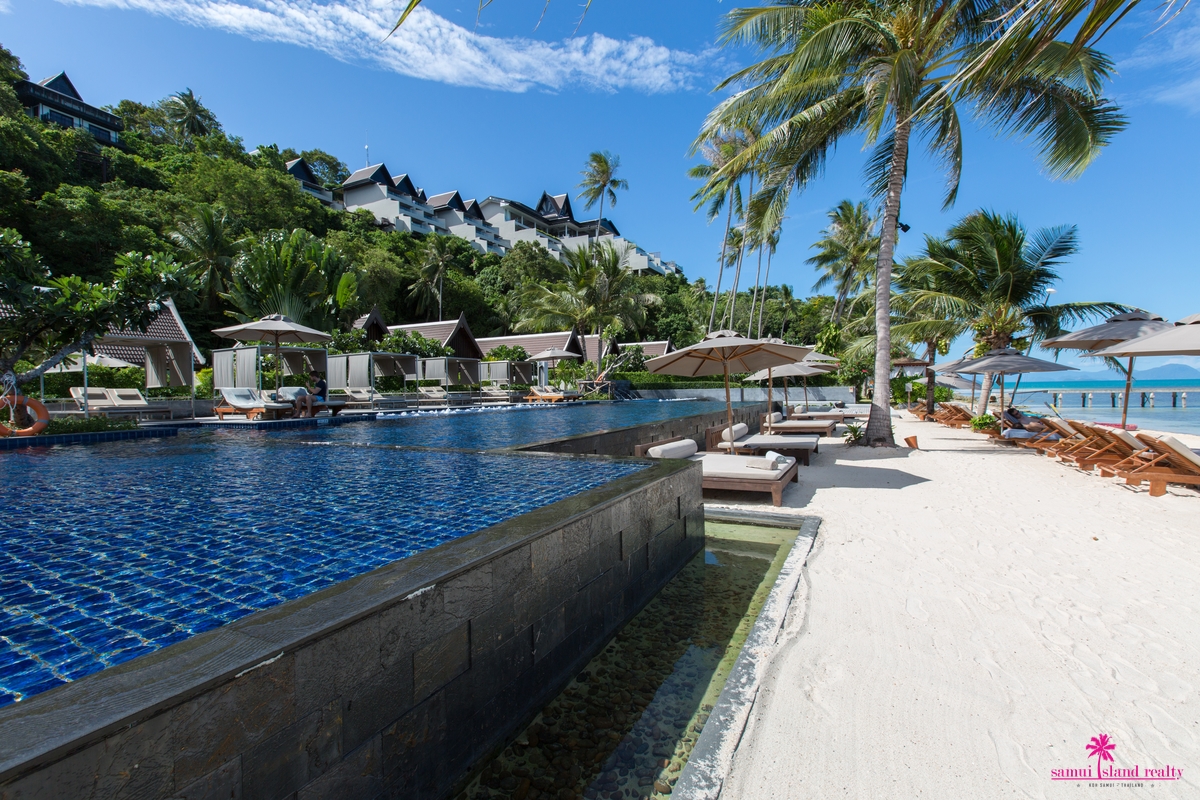 Baan Hansa Beachfront Swimming Pool