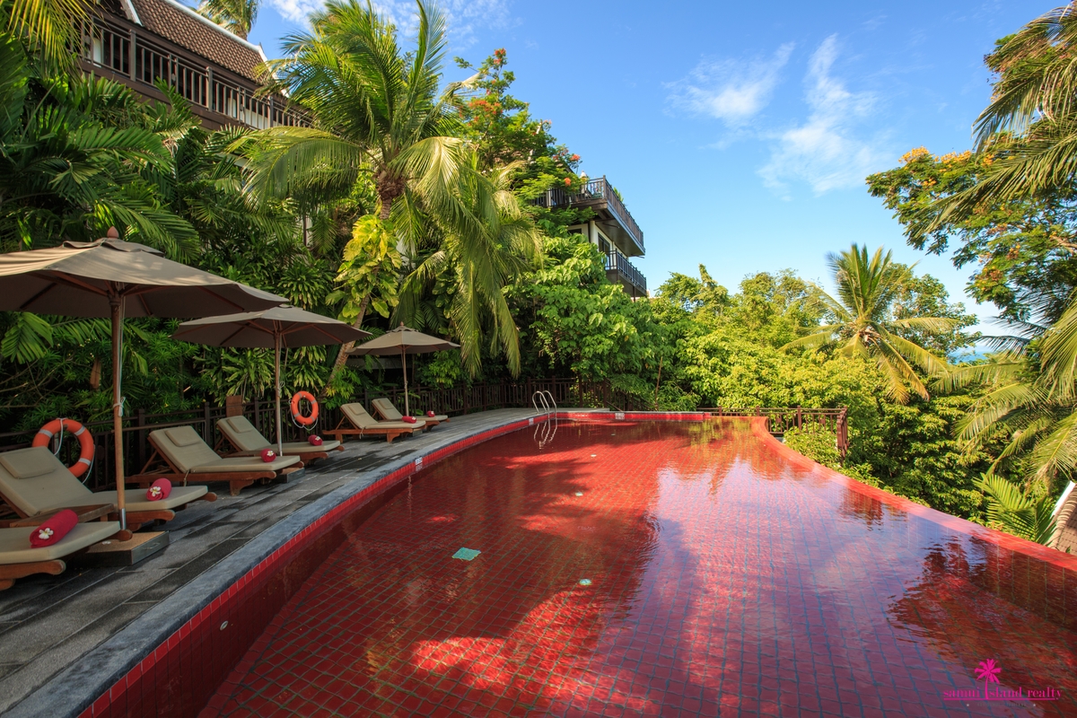 Baan Hansa Red Pool