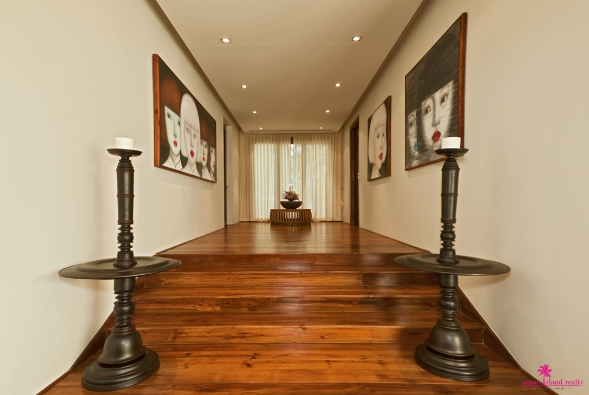 Villa Riva Corridor