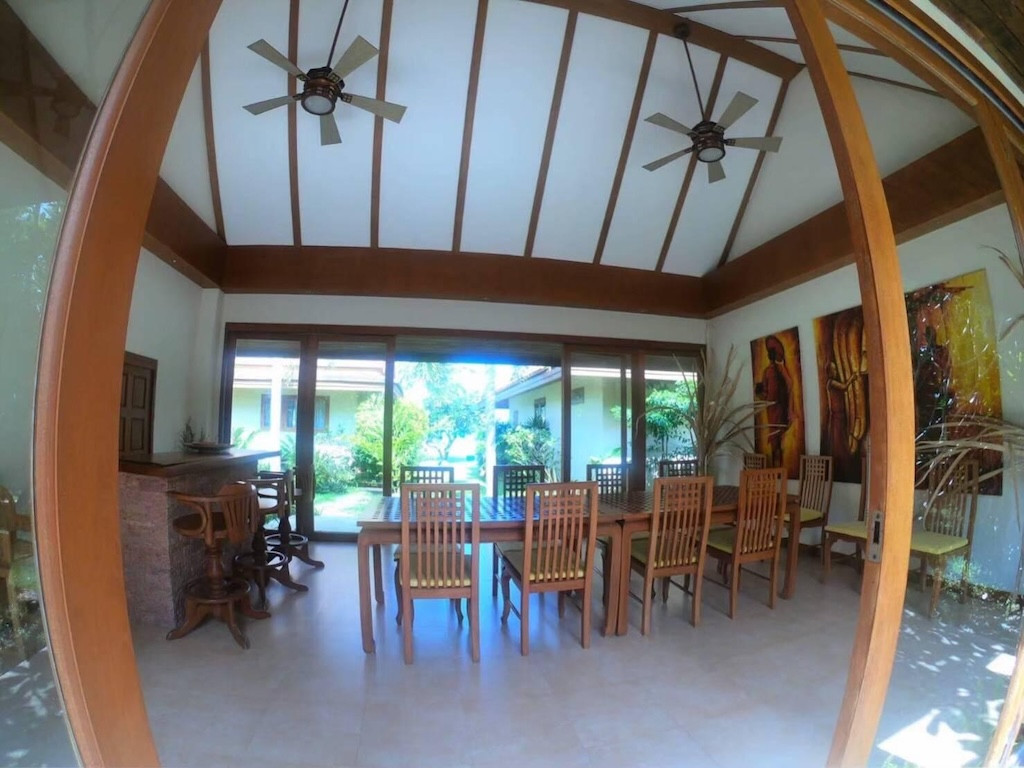 Beachfront Koh Samui Villa Interior