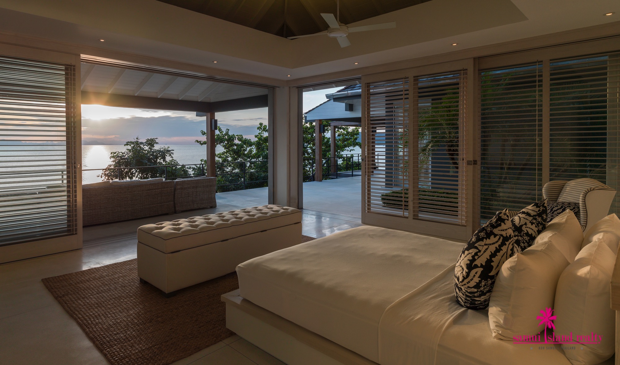 Beachfront Villa For Sale Koh Samui – image 12 Beachfront Villa For Sale Koh Samui – Residential All in Koh Samui (photo 12)